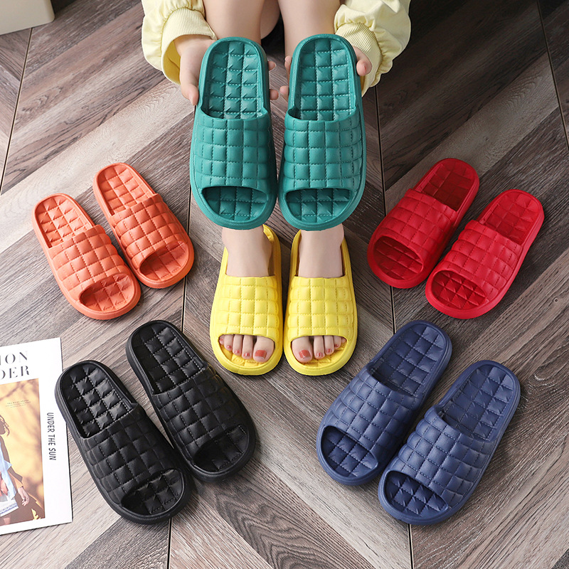 Men Shoes Style - Ciabatte da bagno estive 2026 per