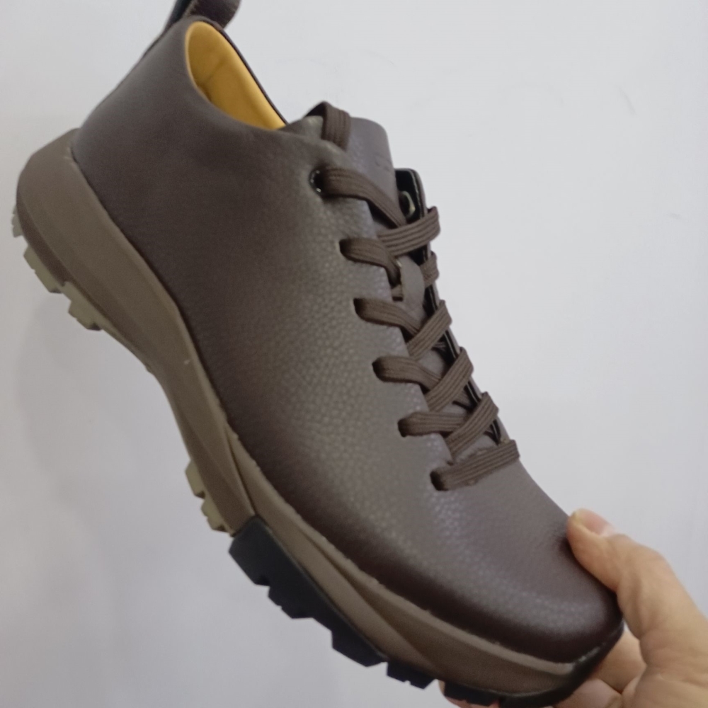 Men Shoes Louboutin - Scarpe in Pelle di Vacchetta da