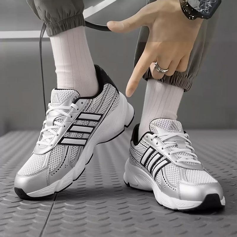 Scarpe sportive da uomo Adidas - Men'S Shoes Half Cut recensione e prezzo