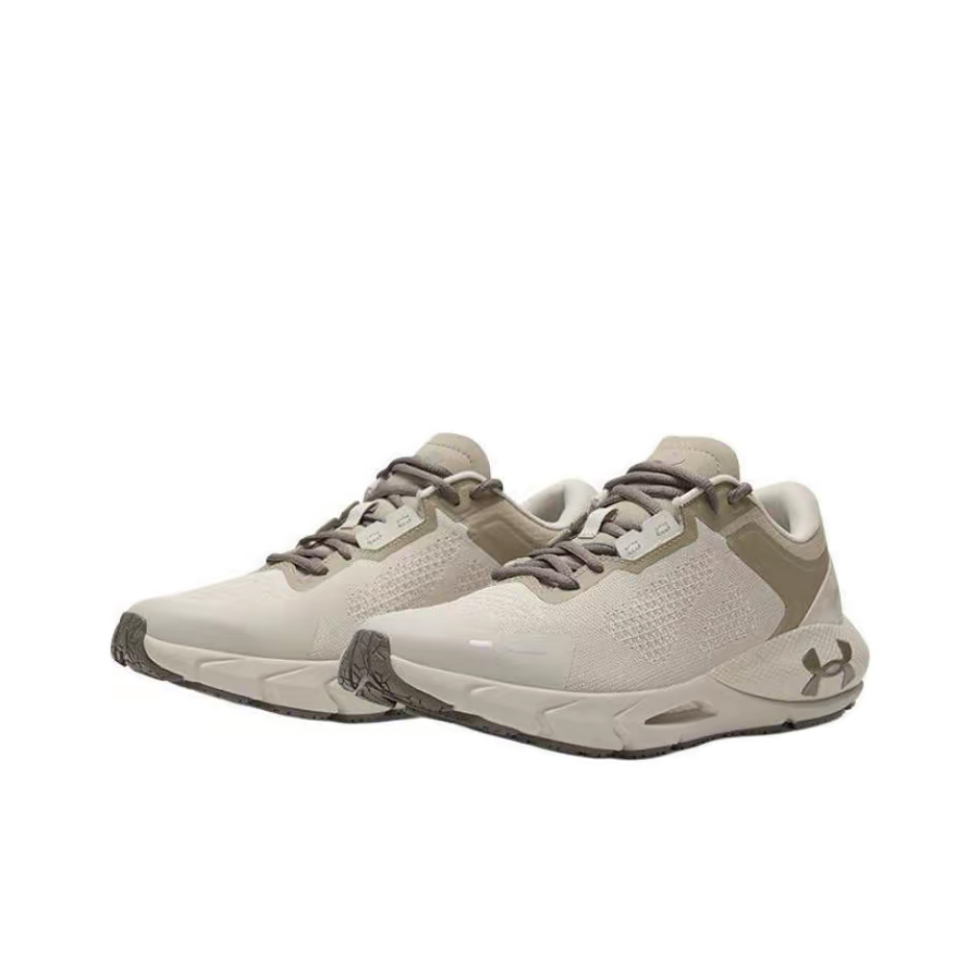 Under Armour HOVR Phantom 24/7 - Men Shoes Under 200 recensione e prezzo