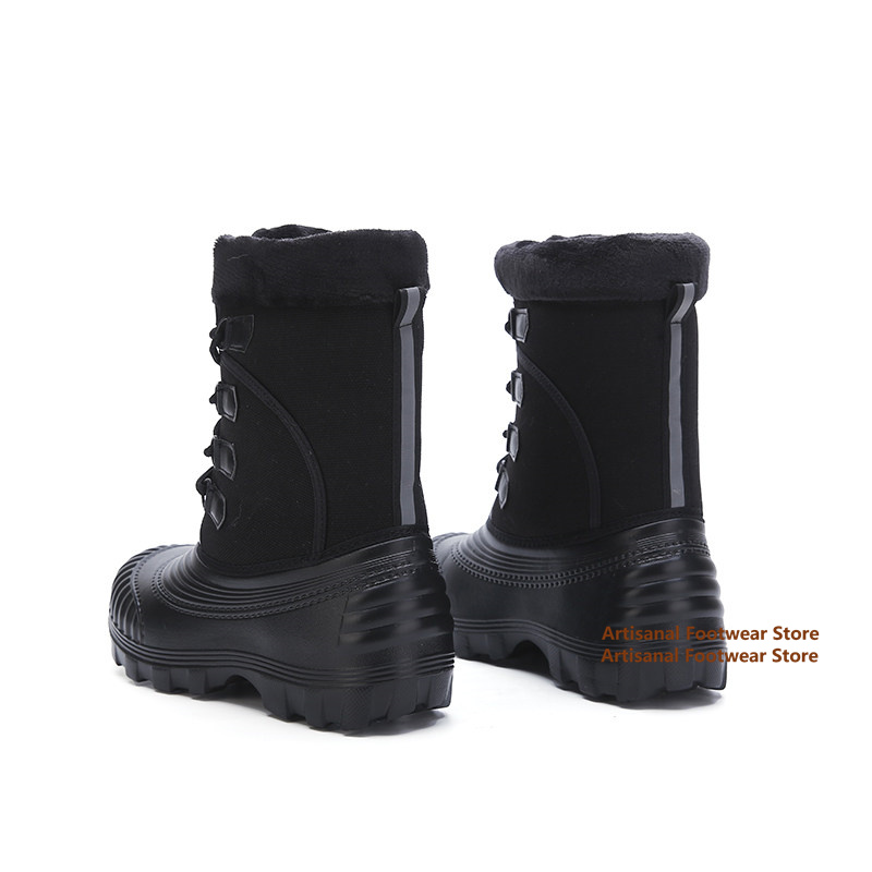 Stivali da neve mimetici da uo - Hiking Boot Waterproof recensione e prezzo